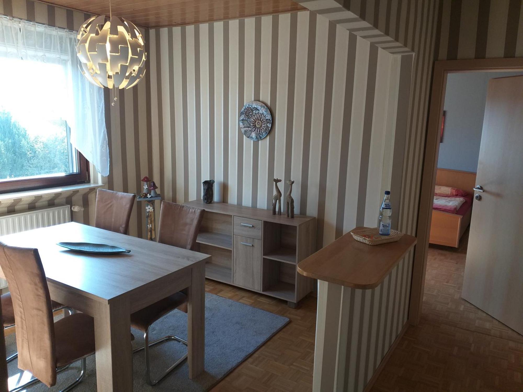 Apartment Zwei Schlafzimmer- Betten In Komforthoehe Baumholder Bagian luar foto
