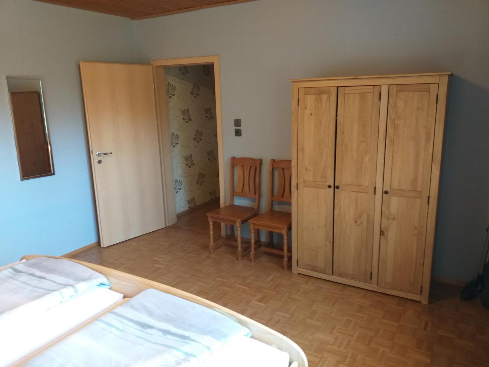 Apartment Zwei Schlafzimmer- Betten In Komforthoehe Baumholder Bagian luar foto